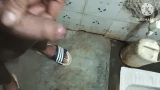 Indian Mature Man Fists Teen Partner During Massage