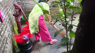 Indian Maid Pleasures Neighbor with Oral in Bathroom