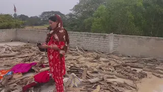 Indian Wife Enjoys Doggystyle on Webcam