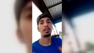 Amateur Guy Masturbates for City Audience