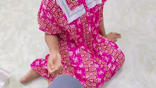 Busty Indian Aunty Cheats for a Creampie