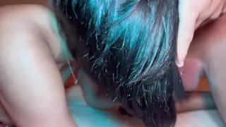 Petite Amateur Takes a Creampie in Homemade Clip