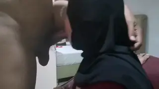 Curvy Asian BBW Handles a Blowbang with Deep Throat