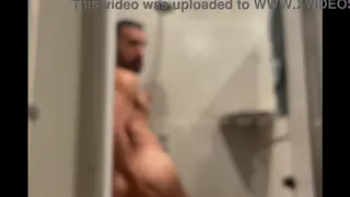Latino Amateur Shows Gaping Ass in Outdoor Shower