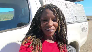 Ebony MILF Pisses Roadside Then Demands Husband Clean Her Up