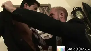 Amateur Pair Explores Gay Passion in Intense Clip