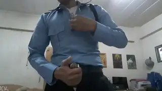 Amateur Security Guard Gets Handsy on Duty