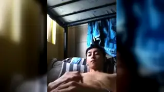 Pinoy Amateur Shares a Lengthy Homemade Clip
