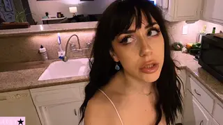 Brunette Solo Star Squirts Hard in Latex Cosplay
