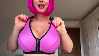 European MILF Shows Off Post-Surgery Curves in Cosplay
