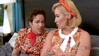 Vintage BBW Stepmom Seduces Stepson in Retro Fantasy