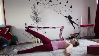 European MILF Dominates Webcam Yoga Session at the Gym