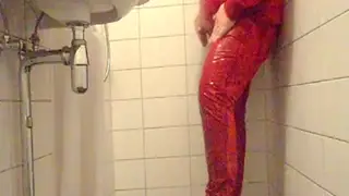 Muscular Jock Enjoys Golden Shower Under Spray