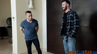 Muscular Jocks Stack Up for Bareback Threesome