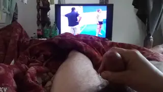 Amateur Guy Jerks Off to a Quick Cumshot in Close-Up