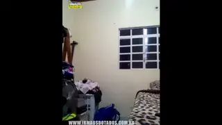 Latino Hunk Shows Off and Takes It Raw on Cam