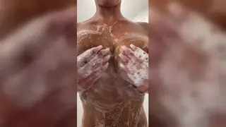 Voluptuous Brunette MILF Commands Solo Squirt Show