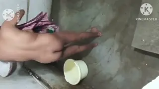 Indian Couple Moves From Bath to Bed for Vintage Sex