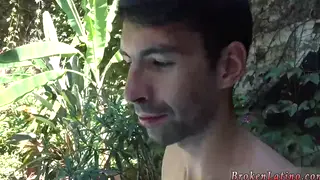 Latino Teen Takes Bareback Cock in Amateur Hookup