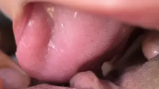 Colombian Lesbians Explore Each Other in Close Up