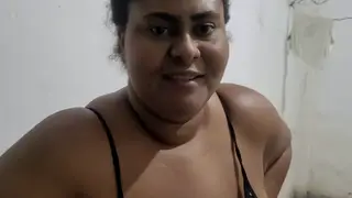 Voluptuous Latina Stepmom Takes Anal Creampie in Homemade Clip