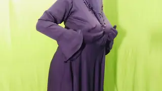 Indian Wife in Hijab Shares Intimate Moment With Colleague