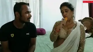 Curvy Indian MILF Takes Delivery Guy in Doggystyle