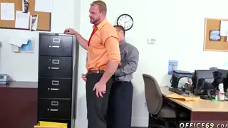 Muscular Redhead Barebacks a New Coworker at the Desk