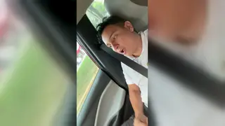 Latino Driver Gives Twink Handjob Outdoors
