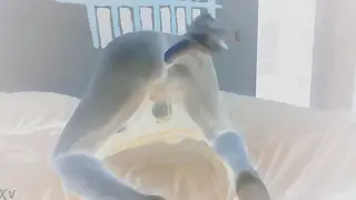 Amateur Guy Tests a Dildo With an X-Ray Visual Twist