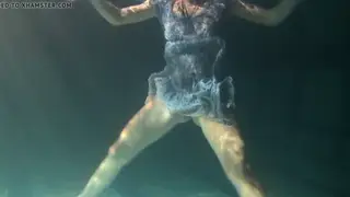 Teen Beauty Bounces Her Huge Tits in Pool