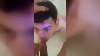 Amateur Gay Clip Shows Brief Solo Moment