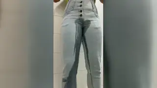 Indian Amateur Wets Denim Jeans During Outdoor Public Pissing