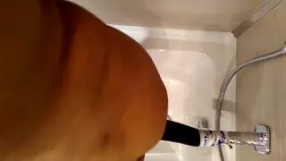 Amateur Guy Enjoys Solo Session Until Climax