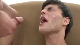 Slim Twink Enjoys a Perfect Anal Session