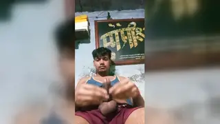 Indian Twink Enjoys Massage, Blowjob and Facial