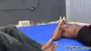 Saggy-Pants Hunk Teases Then Takes His Partner Deep