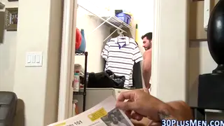 Hairy Muscular Bear Takes a Hot Facial After Blowjob
