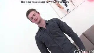 Amateur Pair Films Spontaneous Hookup at Home