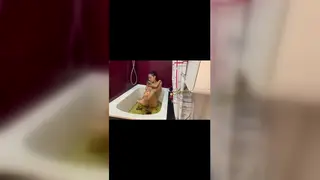 Arab Indian Beauty Squirts Hard During Spa Jacuzzi Session