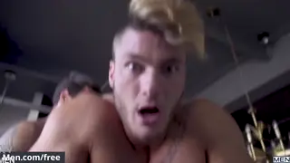 Muscular Neighbours Share Wild Outdoor Orgy