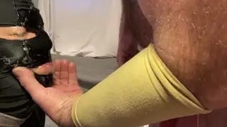 Muscular Hunk Swallows First Load in Holiday Blowjob