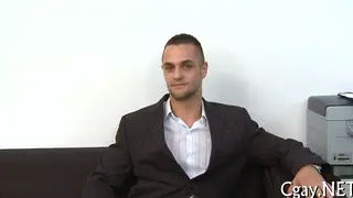 Hung Guy Takes Anal Deep in Amateur Session