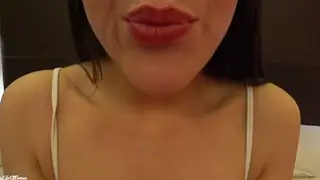 Latina Brunette Whispers Dirty JOI Instructions in Spanish
