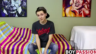Fresh-Faced Twink Strokes His Cock in a Casting Bedroom