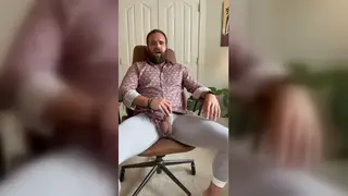 Amateur Edges Toy Play to Explosive Facial Finish