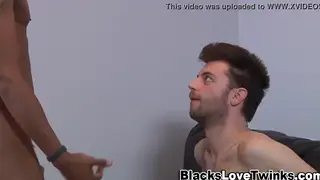 Muscular Hunk Services Big Black Cock Before Taking Cumshot