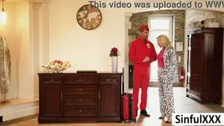 MILF in Stockings and Lingerie Services Cock at Hotel