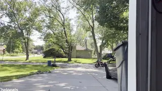 Curvy Exhibitionist Gives Deep Blowjob Outdoors