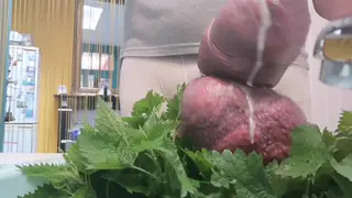 Muscular European Daddy Finishes on Camera in POV